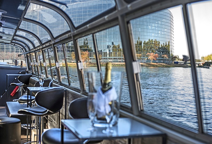 ZIUA II – Visite guidée de Strasbourg et Dégustations sur un bateau – 15:00 – 16:30 (120 Places) – Image 4