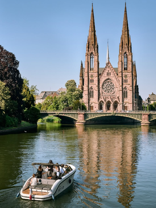 ZIUA II – Visite guidée de Strasbourg et Dégustations sur un bateau – 15:00 – 16:30 (120 Places) – Image 7
